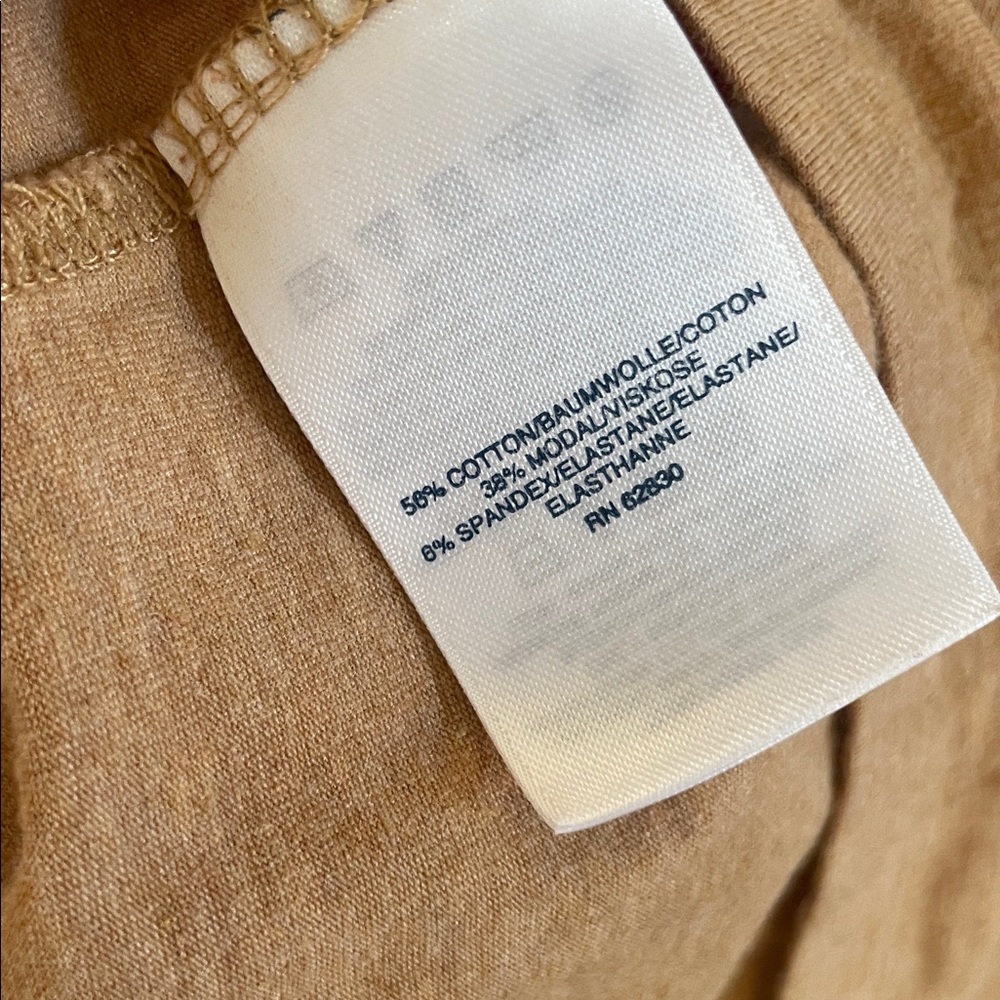 Lands End Camel lightweight Turtleneck - Picture 5 of 5